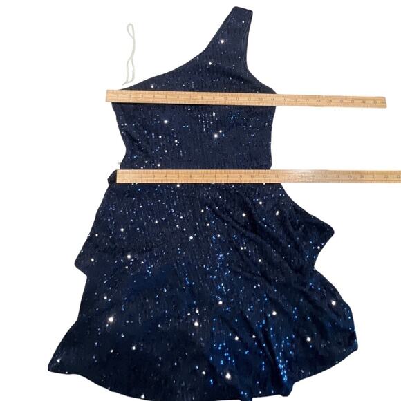 Trixxi Sequined One-Shoulder Tiered Navy Mini Dress Junior Size S Glam Dance - Picture 8 of 10